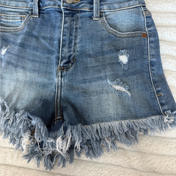 Cello Distressed Jean Shorts - Picture 3 of 7